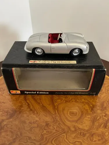 Miniatura Porsche No. 1 Typ 356 Roadster