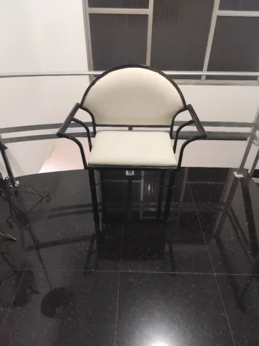 Poltrona Elegante para Sala ou Varanda