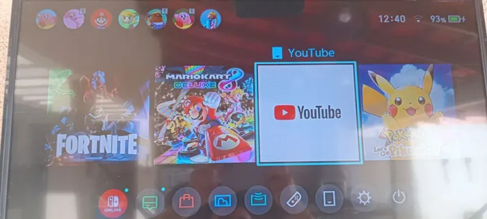 Nintendo Switch V2, (funcionando normal pelo deck, tela danificada)
