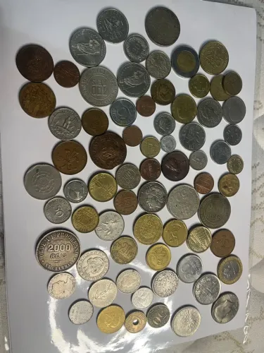 Moedas Antigas do Mundo - Coleção Rara