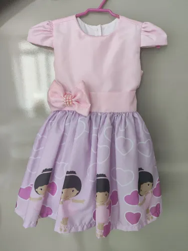 Vestido Infantil Rosa com Laço e Estampa de Bailarina para meninas de 1 ano de idade