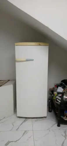 Geladeira Consul em ótimo estado 