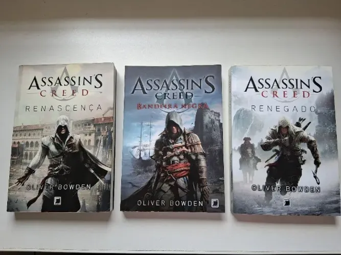 Livros Assassin?s Creed - 3 volumes