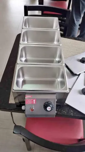 Salsicheira banho Maria 4 cubas - Marcos