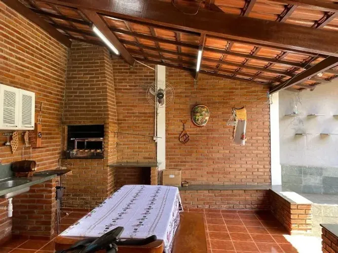 Casa a venda em Naviraí - MS