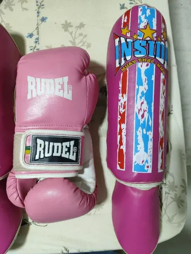 Luva de Boxe e Caneleira Rudel