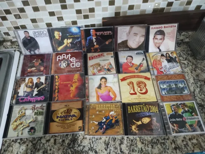 VENDO CDS ORIGINAIS VÁRIOS ARTISTAS