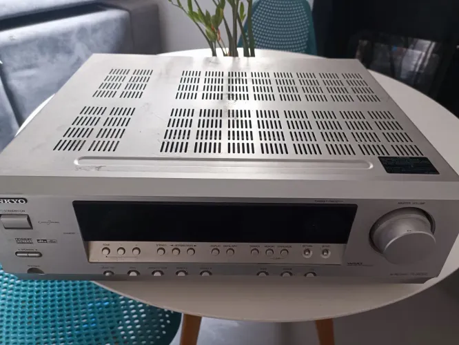 RECEIVER ONKYO TX-SR303