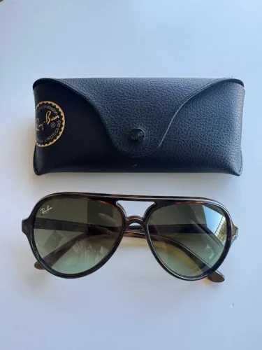 Ray Ban RB4376 - Usado (Estado Impecável)