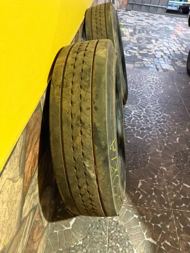 Pneu goodyear 275/80 R22.5