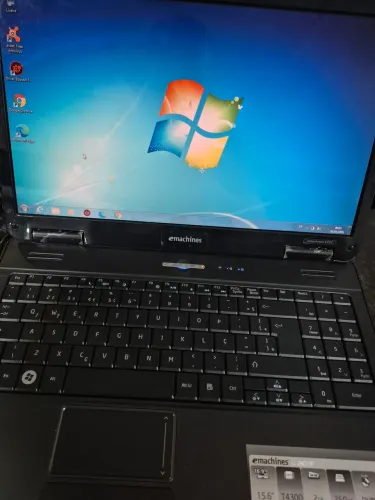 Notebook emachines 