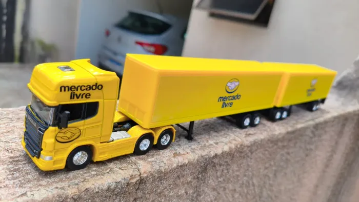 Miniatura carreta bitrem 9 eixos Scania welly mercado livre