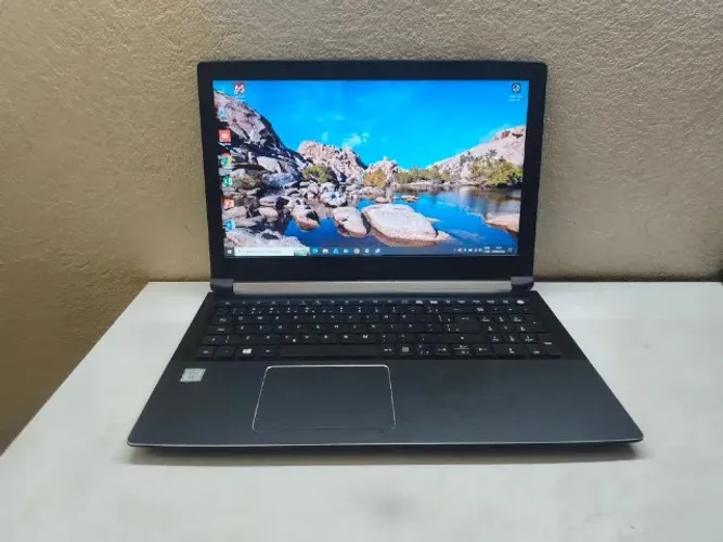 Ultrabook Acer i5, 12GB ram DDR4, SSD 256GB. Super rápido. Novíssimo. Bateria 4 horas. TOP