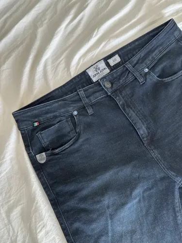 Calça John John