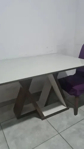 Mesa tampo de vidro 120cm x 90cm com  4 cadeiras