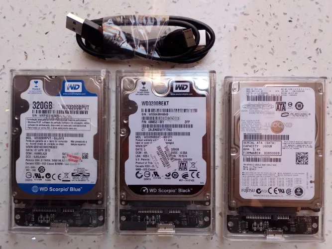 3 HD'S Externos USB 3.0(2 de 320GB+1 160GB)usado