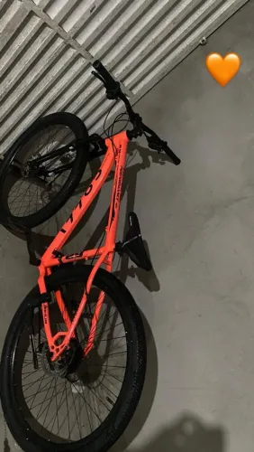 VENDO BIKE COLLI TODA REVISADA NADA PRA FAZER SO ANDAR E SER FELIZ
