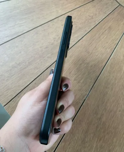 Vendo celular Redmi 15C, praticamente novo.