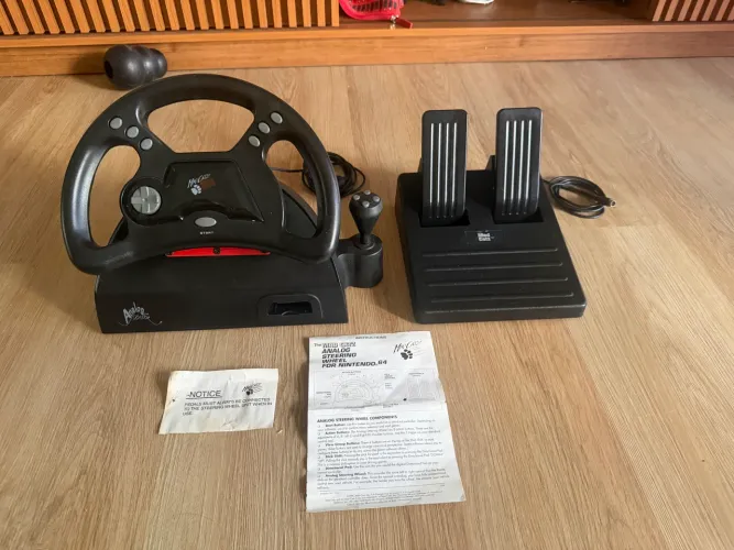 Volante Mad Catz Nintendo 64 N64 + Pedais + Câmbio + Manual