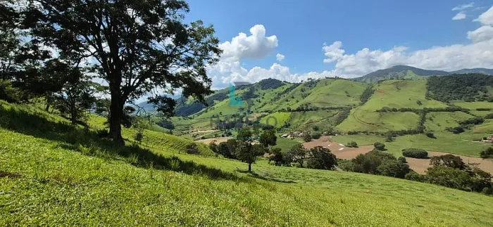 SÍTIO FORMADO À VENDA EM ITAJUBÁ-MG