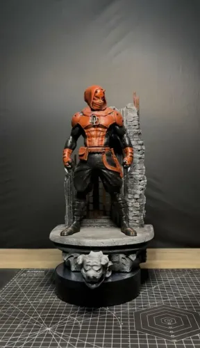 Escultura Demolidor - 29cm | Impressão 3D + Pintura Artesanal