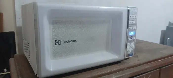 Microondas eletrolux 34 litros