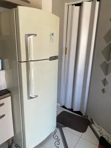 Vende-se geladeira Brastemp, 650$