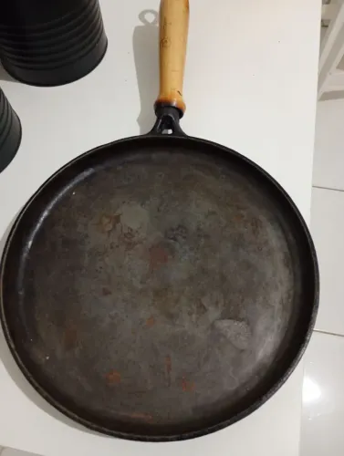 Tapioqueira ferro fundido 22cm