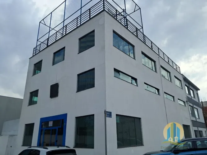 Prédio Comercial Para Locação em Alphaville, Barueri 800 m², 4 Pavimentos e 15 Vagas