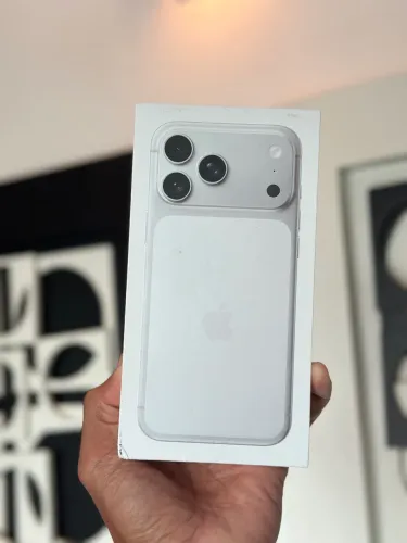 iPhone 17 Pro 256GB LACRADO 1 ano de Garantia Apple