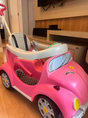 Carrinho de Passeio empurrar Fusca Rosa