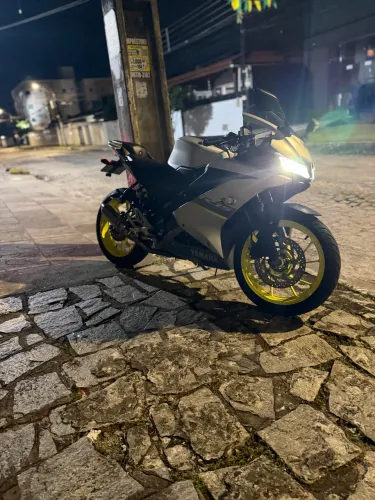 R15