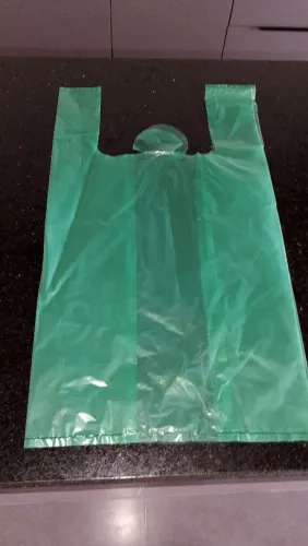 Sacola reforçada verde 40x50 pacote com 2kg