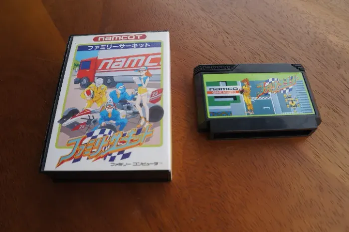 FAMILY CIRCUIT - Jogo original para FAMICOM / NINTENDINHO / NES