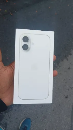 Vendo iPhone 17 256 na cor branca lacrado