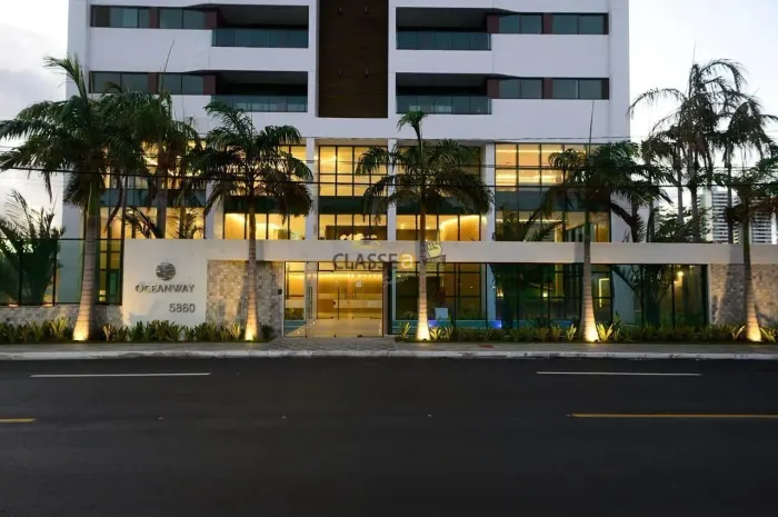 Apartamento 3 quartos Reformado e com Vista Mar em Candeias