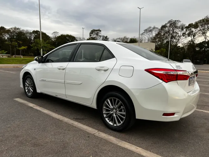 Toyota Corolla XEI 2.0 Flex 16V Aut. 2016