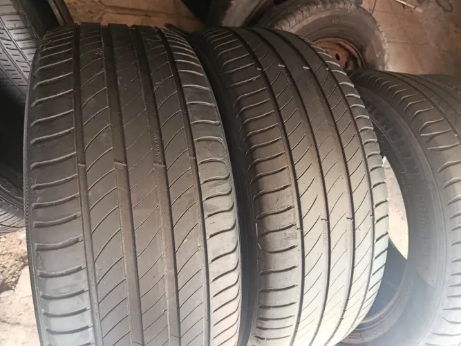 Pneus 225/55-18 Michelin (4 unidades)
