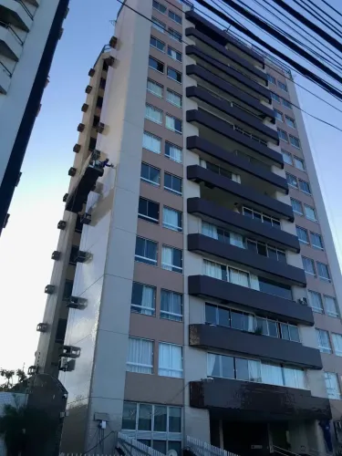 Amplo apartamento com 4 quartos no bairro São José - Condomínio Villa Cristina
