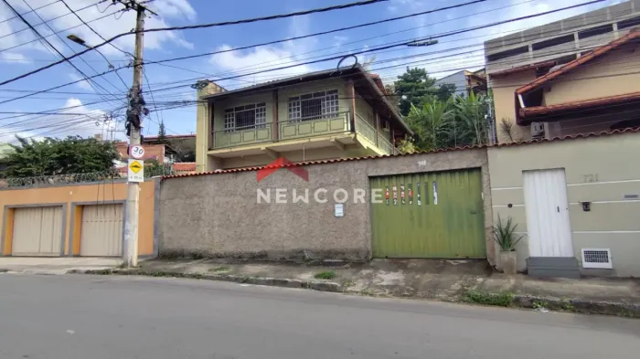 Casa em Rua Manoel Passos - Santa Cruz - Belo Horizonte/MG