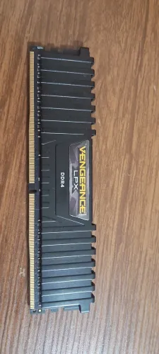 Memoria DDR4 8 GB 2400MHz