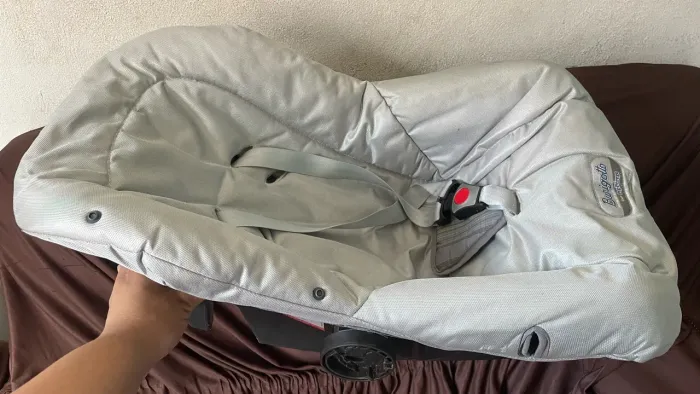 Doação bebê conforto sem alça