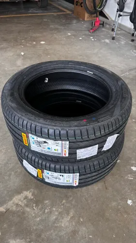 2 Pneus Pirelli Scorpion 225/55 R18 98V