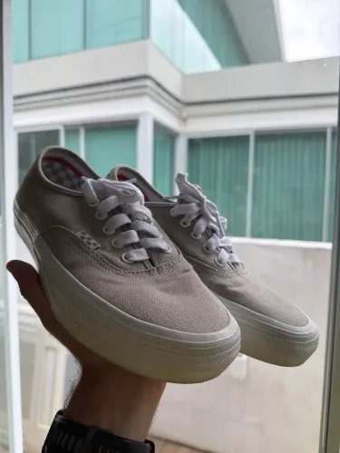 Vans skateboard