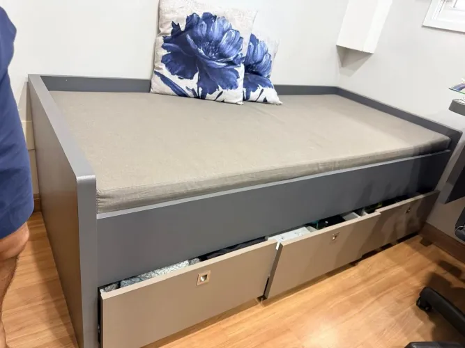 Sofá-Cama Solteiro com 03 Gavetas