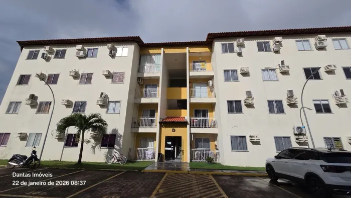 Apartamento  terreo  no Condomínio  Parque Felicitar 