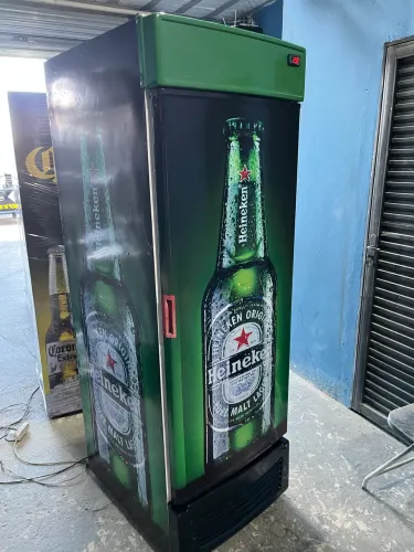 Cervejeira 500L bem conservada controlador de temperatura digital gelando muito bem
