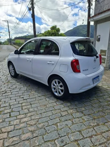 Nissan March SV 1.6 16V Flexstart 5P Mec. 2017