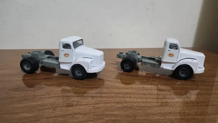 Carrinho Miniatura Caminhão Cavalinho Scania 111 Juê Escala 1/50