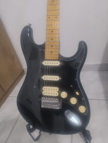 Vendo guitarra Tagima
